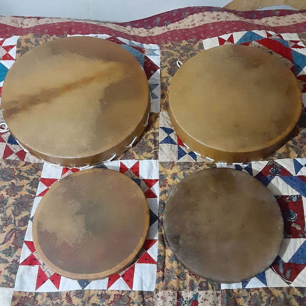 Adult and kids handdrums